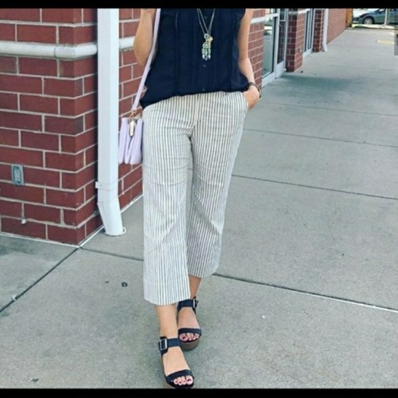 EUC CAbi Tick Tock Crop Pants Size 10 - Picture 6 of 6